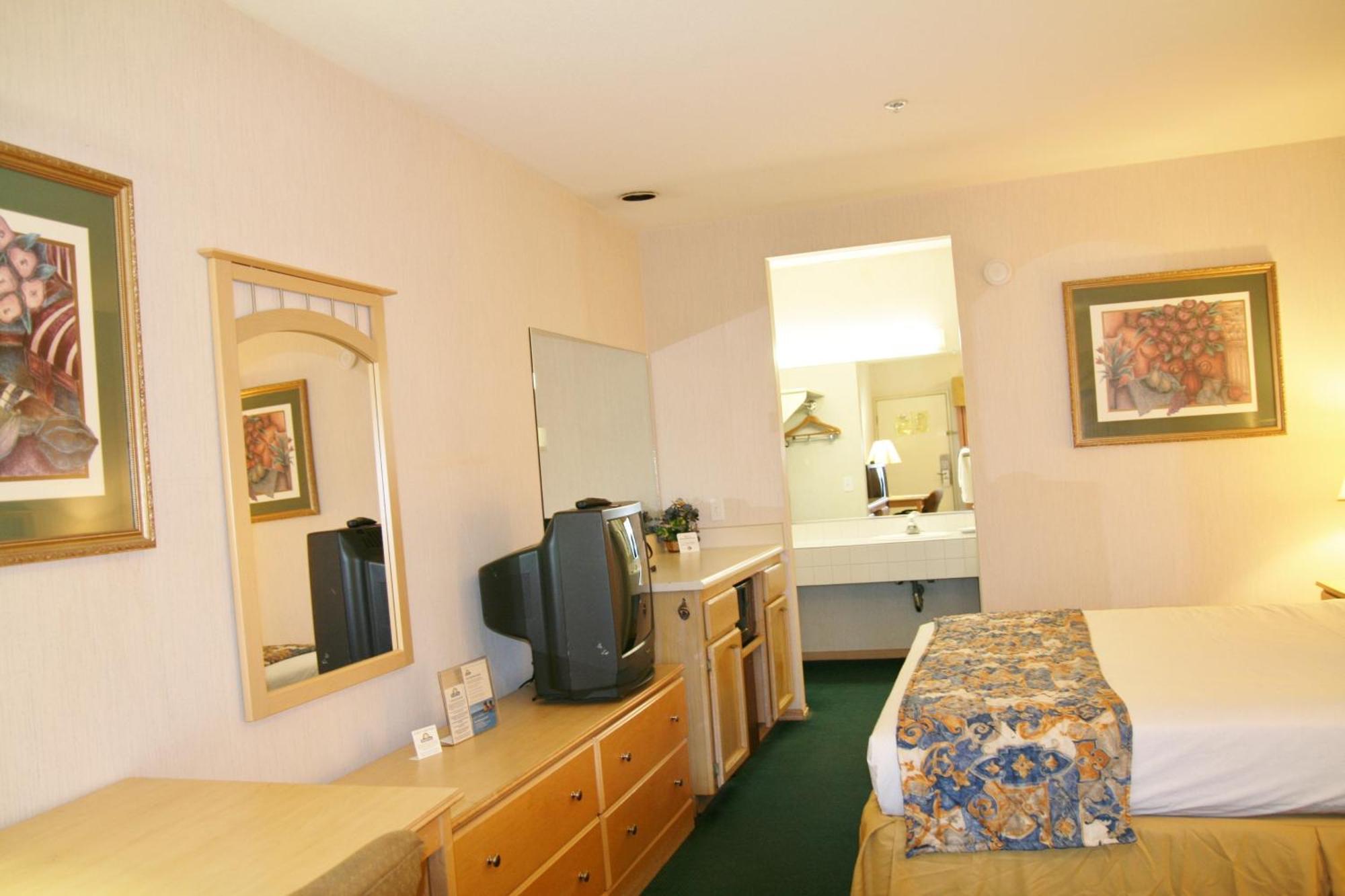Days Inn By Wyndham Rocklin/Sacramento Dış mekan fotoğraf
