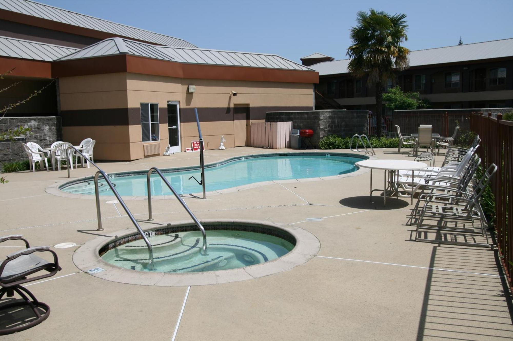 Days Inn By Wyndham Rocklin/Sacramento Dış mekan fotoğraf